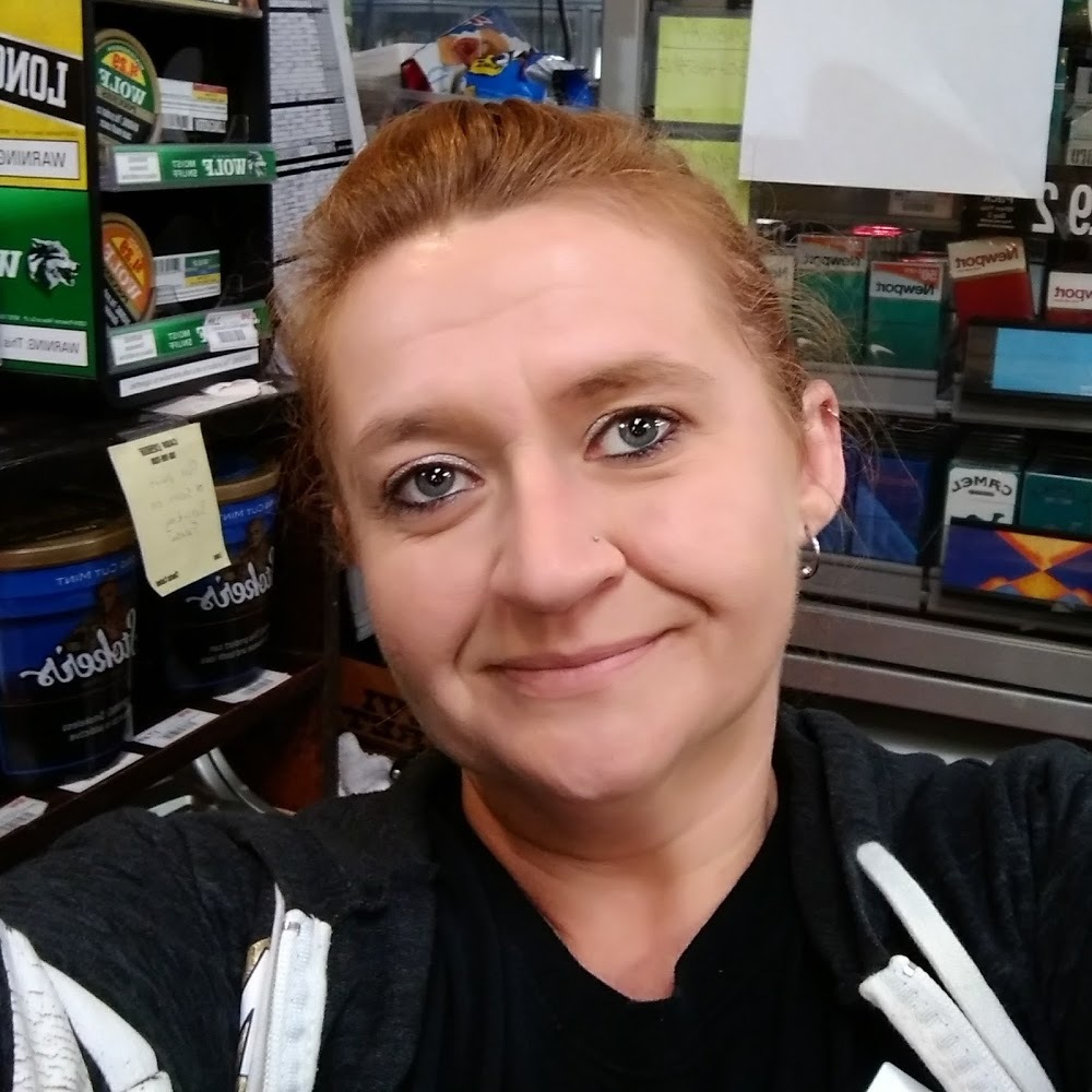 Meet your Posher, Brandi